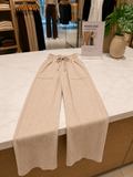 Calça Pantalona Canelada Feminina – Elegância e Conforto para Todos os Momentos