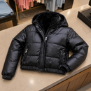 Jaqueta Puffer Feminina em Couro Premium – Elegância e Proteção Térmica