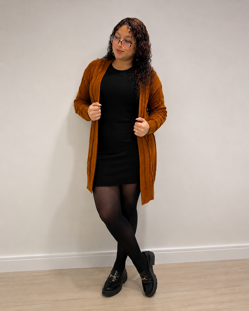 Cardigan Feminino Longo em Tricô Trançado – Elegância e Conforto Para os Dias Frios