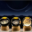 Luminária Globo LED 3D em Cristal | Lua, Via Láctea e Sistema Solar