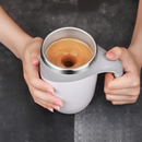 Caneca Térmica Copo Magnética Misturador De Bebidas Mixer Café Shake 380ml Suco Elétrica Recarregável
